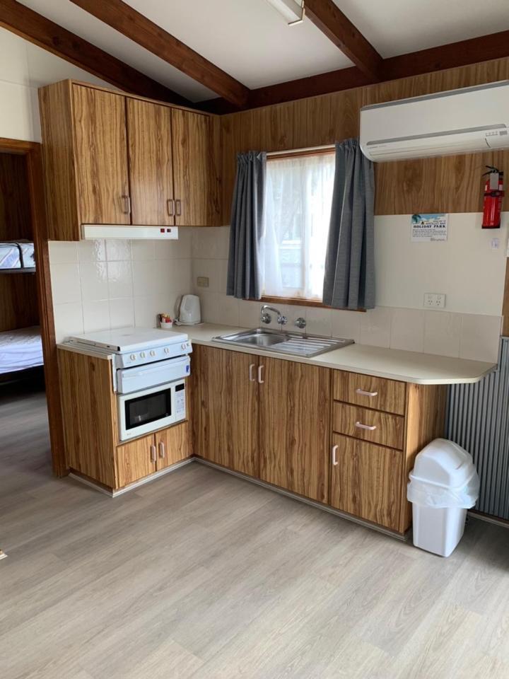 Apollo Bay Holiday Park Bagian luar foto