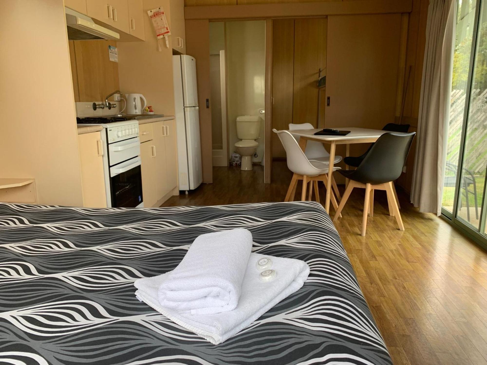 Apollo Bay Holiday Park Bagian luar foto
