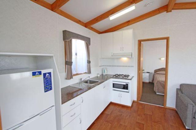 Apollo Bay Holiday Park Bagian luar foto