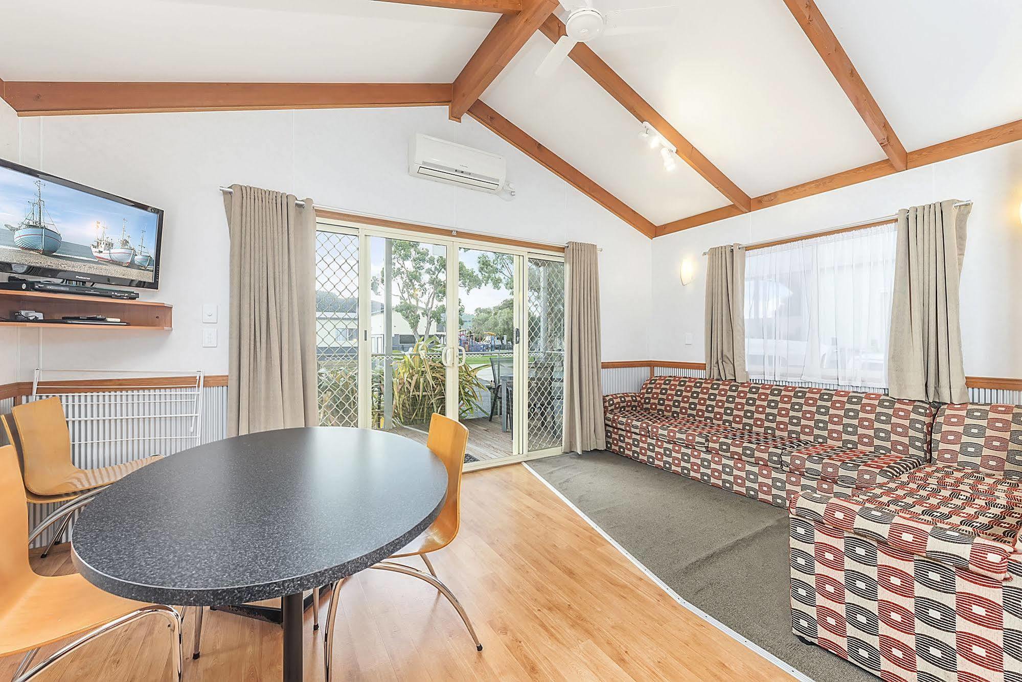 Apollo Bay Holiday Park Bagian luar foto