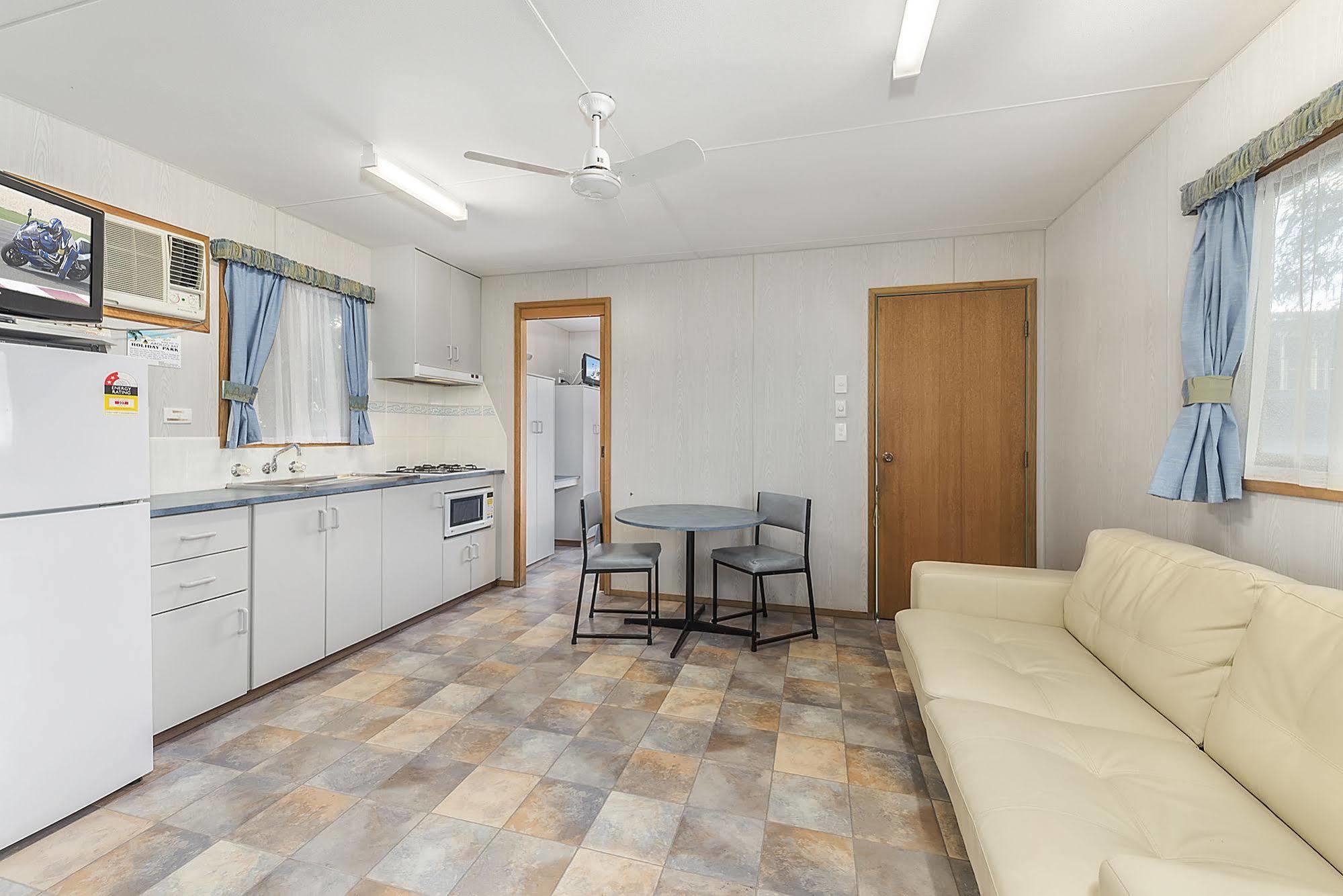 Apollo Bay Holiday Park Bagian luar foto